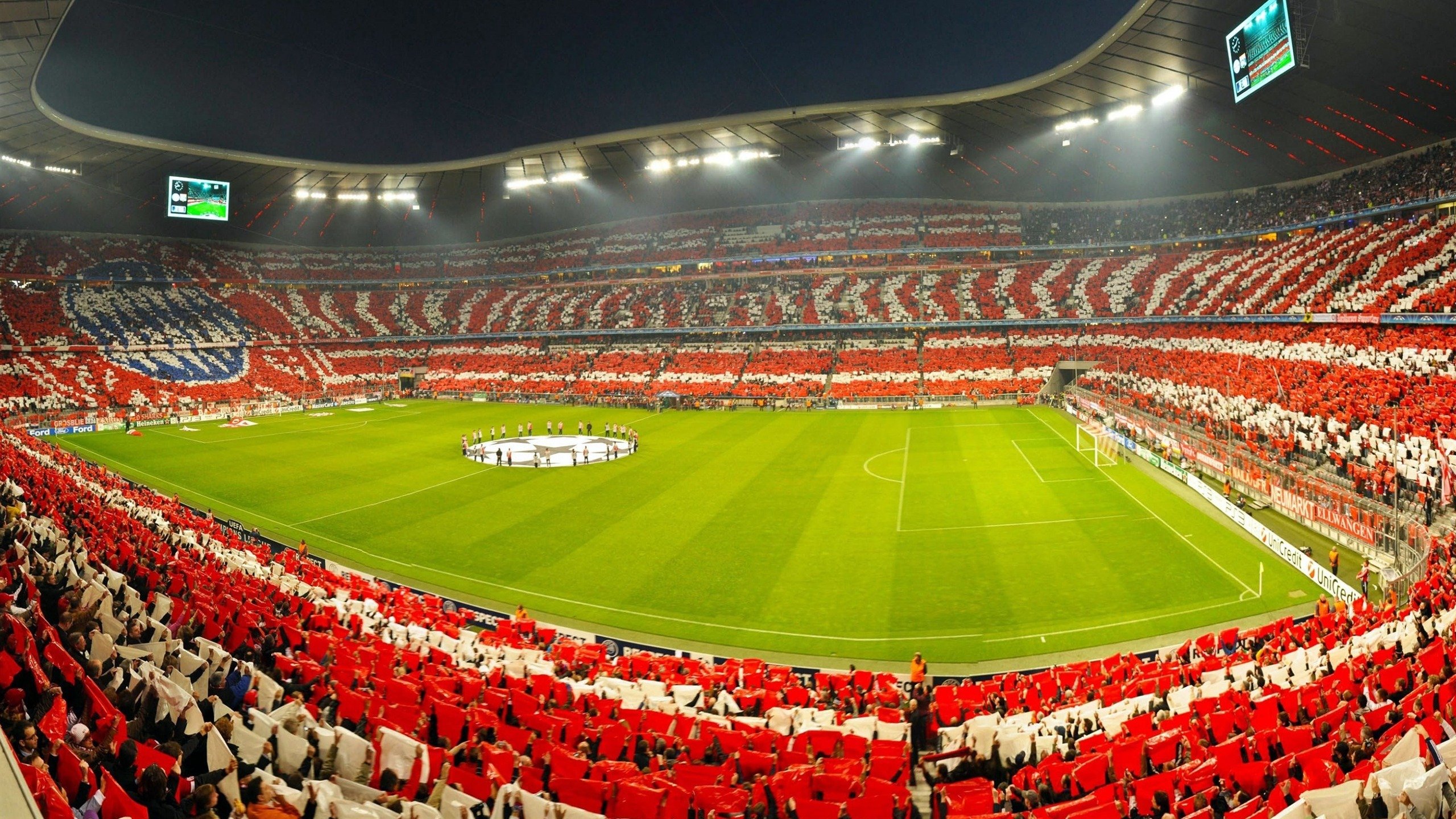 星空体育登录-欧冠积分榜：曼城、拜仁全胜，巴萨陷入困境，欧冠最新积分排行